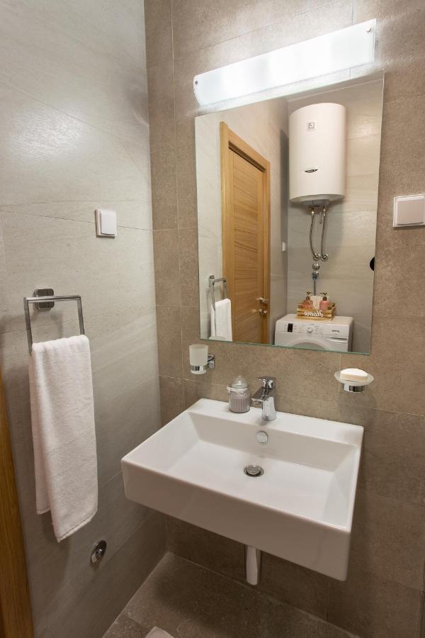 Lina - Pg, Moraca River Apartment 波德戈里察 外观 照片